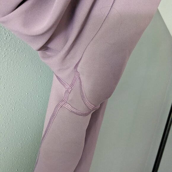 Lululemon In Movement Crop *Everlux 19" - Picture 6 of 7